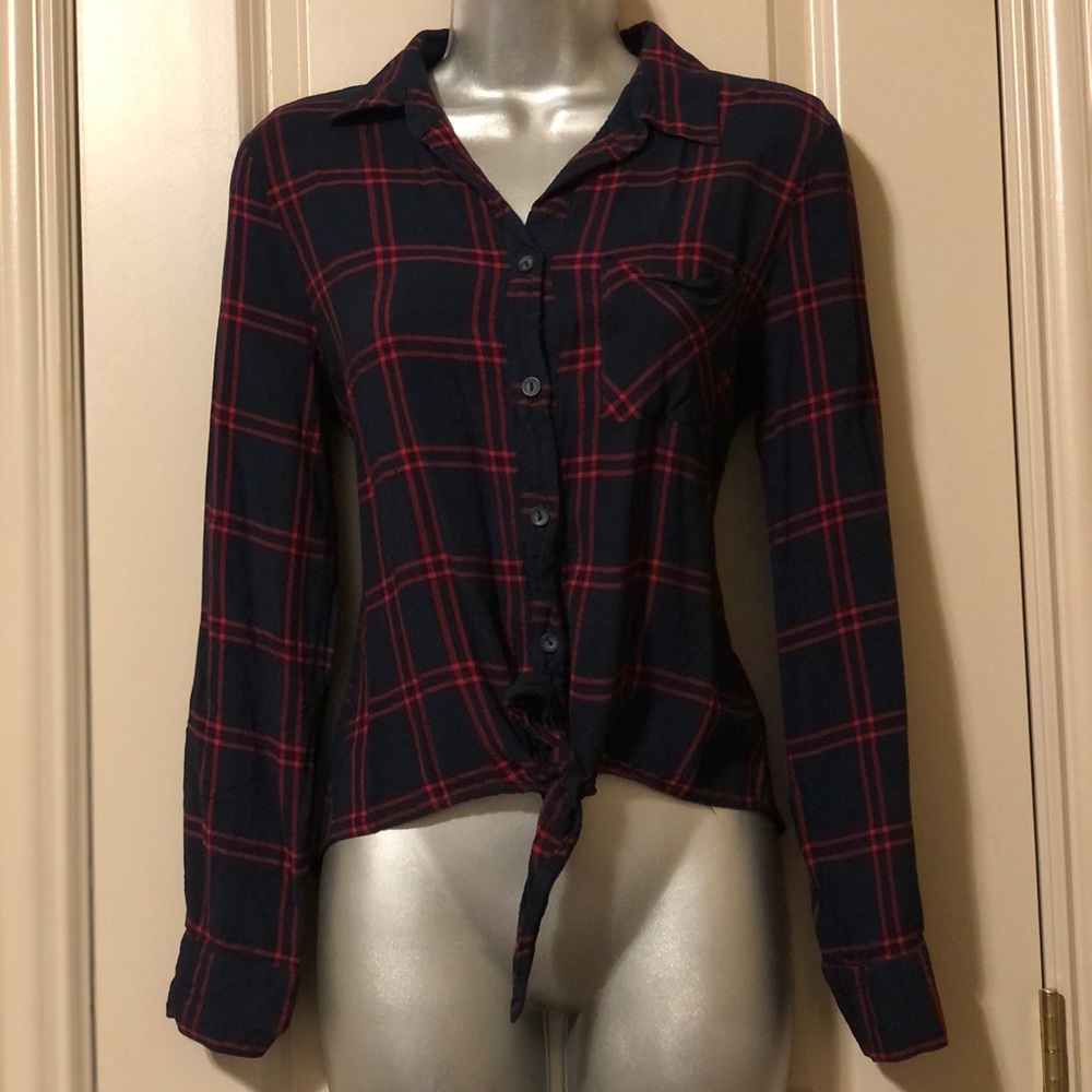 Navy blue / red stripes button down shirt.